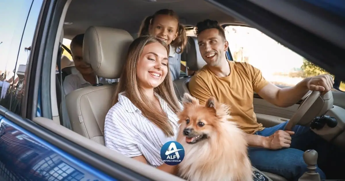 Ford ile Aile Yolculukları: Çocuklu Seyahatler İçin Güvenlik ve Konfor Önerileri